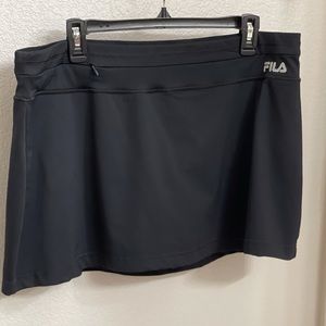 FILA Black Skort with Zipper back pocket XL